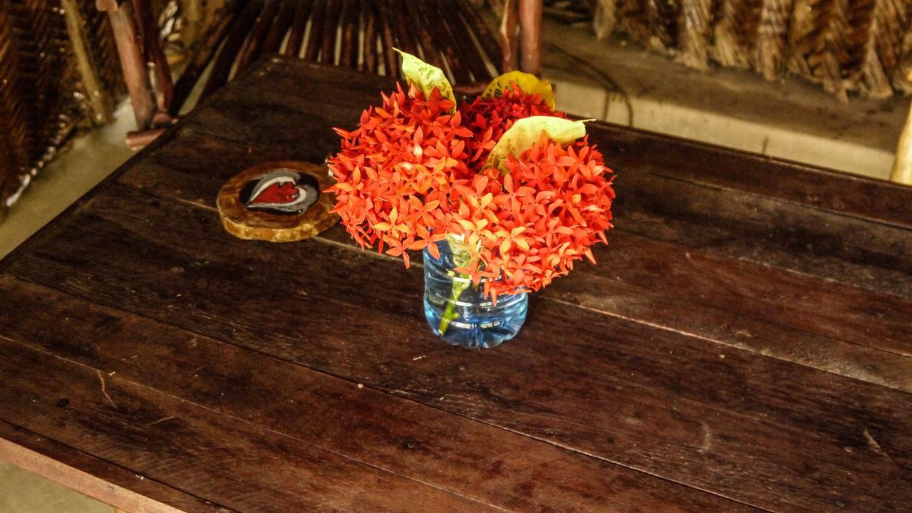 Soul Breeze Backpackers Diani Hostel Diani Beach Exterior photo
